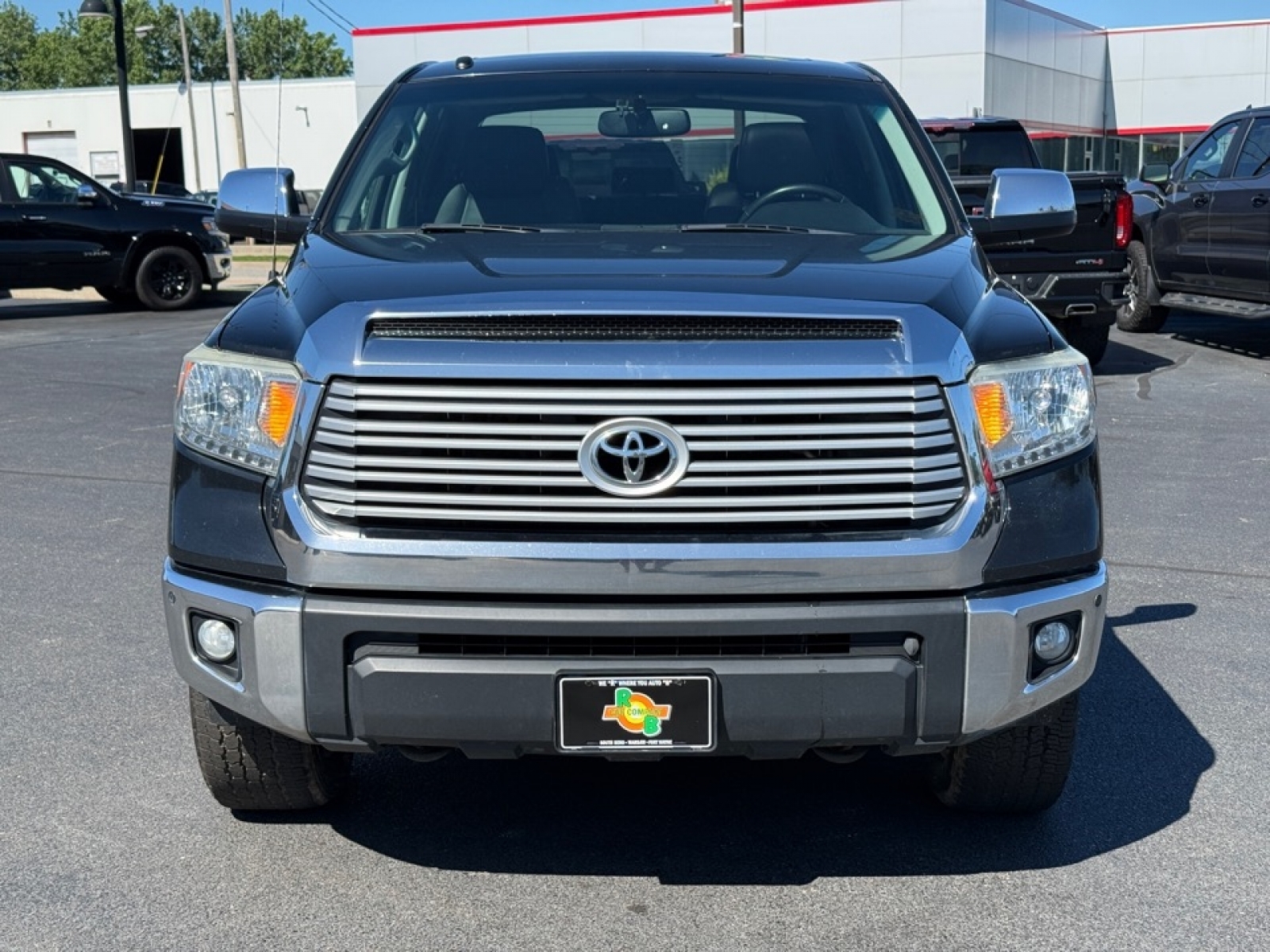 View vehicle photo 3