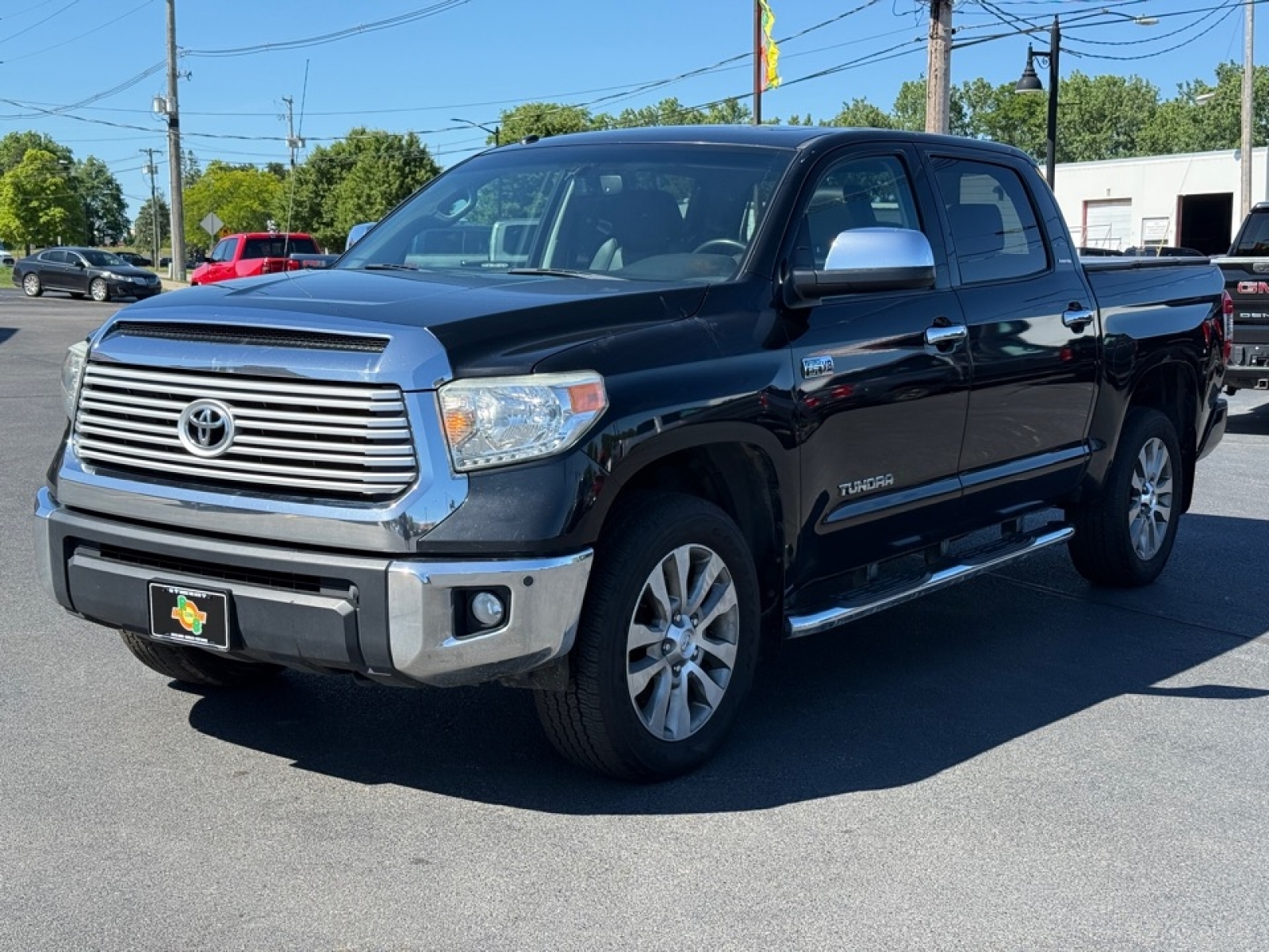 View vehicle photo 4