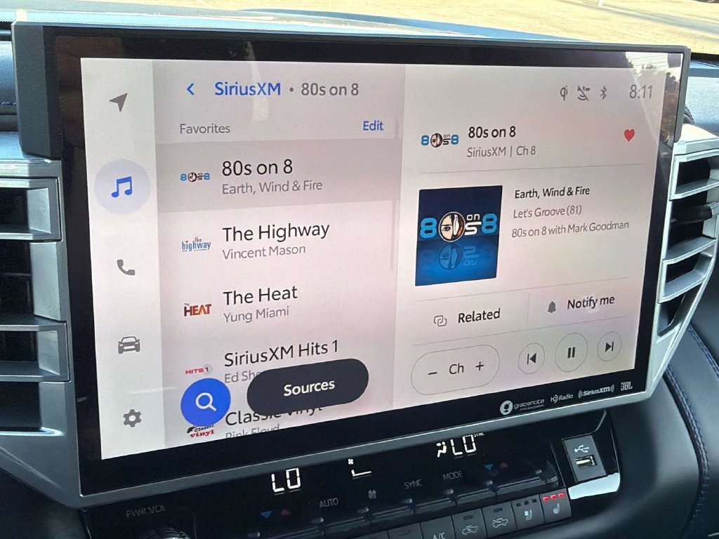 2023 Toyota Tundra Platinum - Photo 13