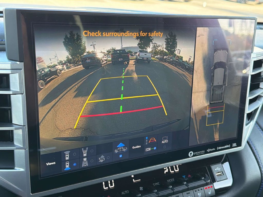 2023 Toyota Tundra Platinum - Photo 14