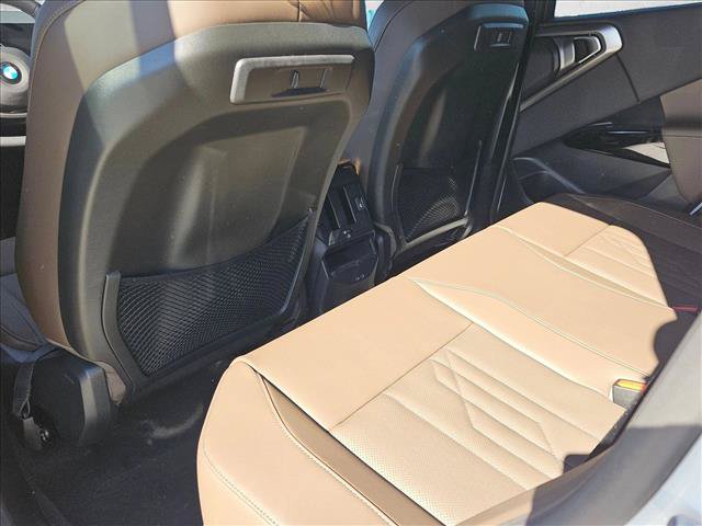 2026 BMW X3 30 - Photo 16