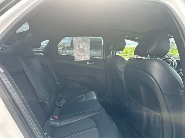 2023 Kia K5