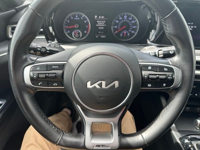 2023 Kia K5