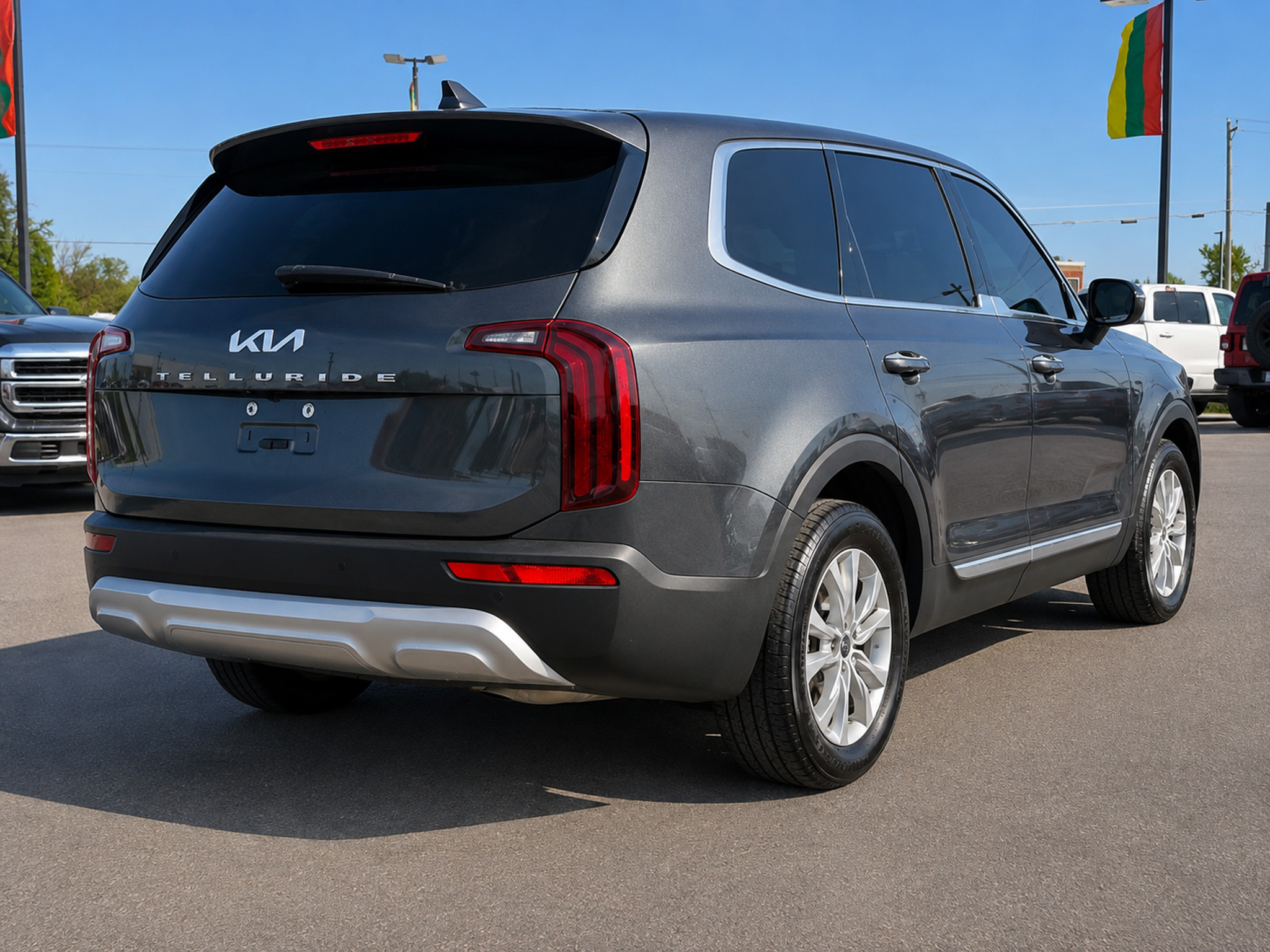 2022 Kia Telluride LX - Photo 8