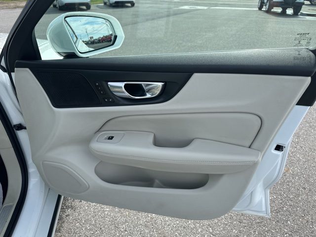 2019 Volvo S60 Hybrid