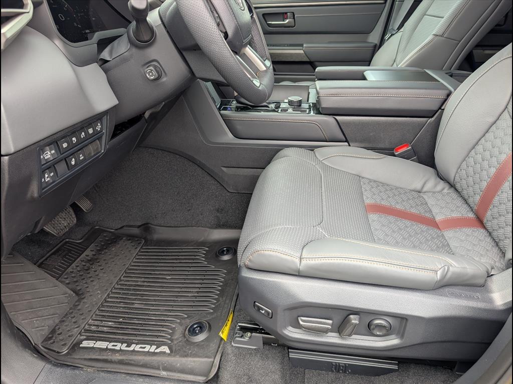 2026 Toyota Sequoia Capstone - Photo 7