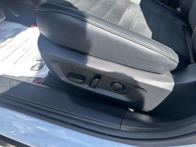 2024 Mitsubishi Outlander Phev