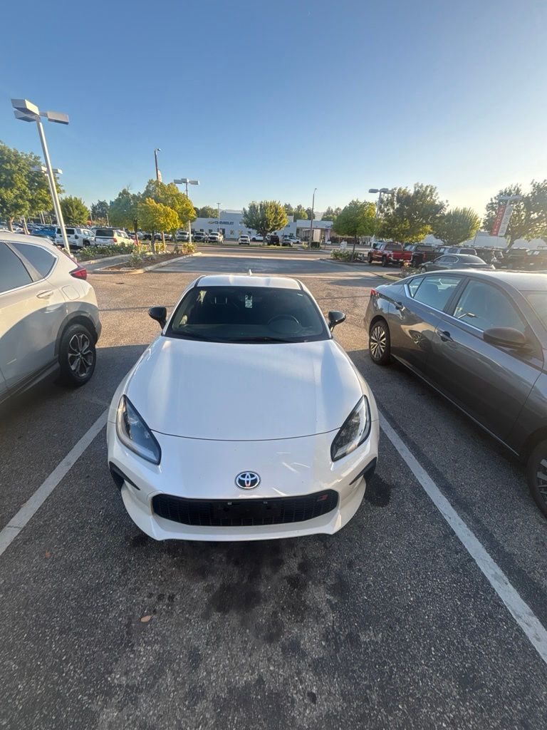 2024 Toyota GR86 Base - Photo 1