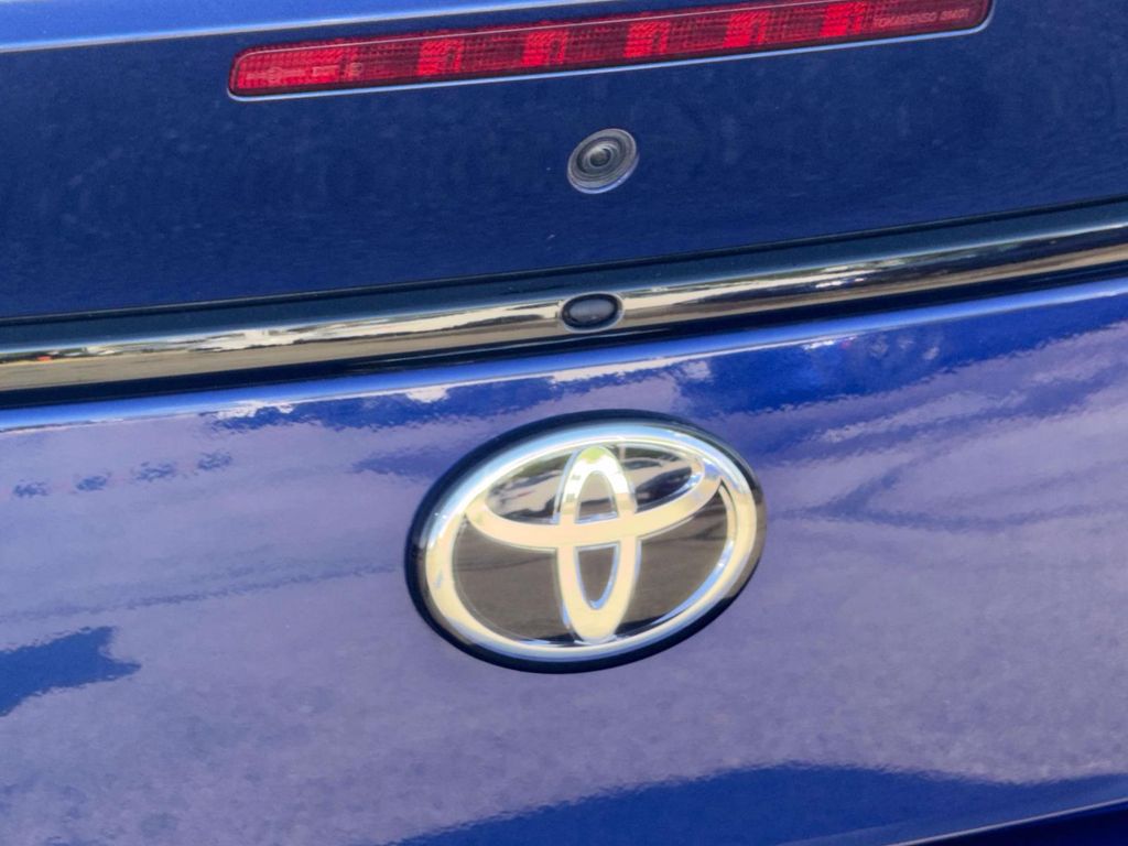 2022 Toyota GR86 Base - Photo 6