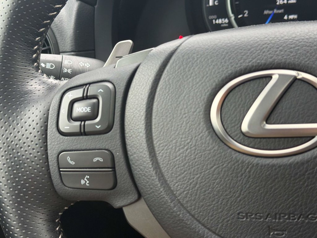 2023 Lexus IS 350 F SPORT - Photo 12