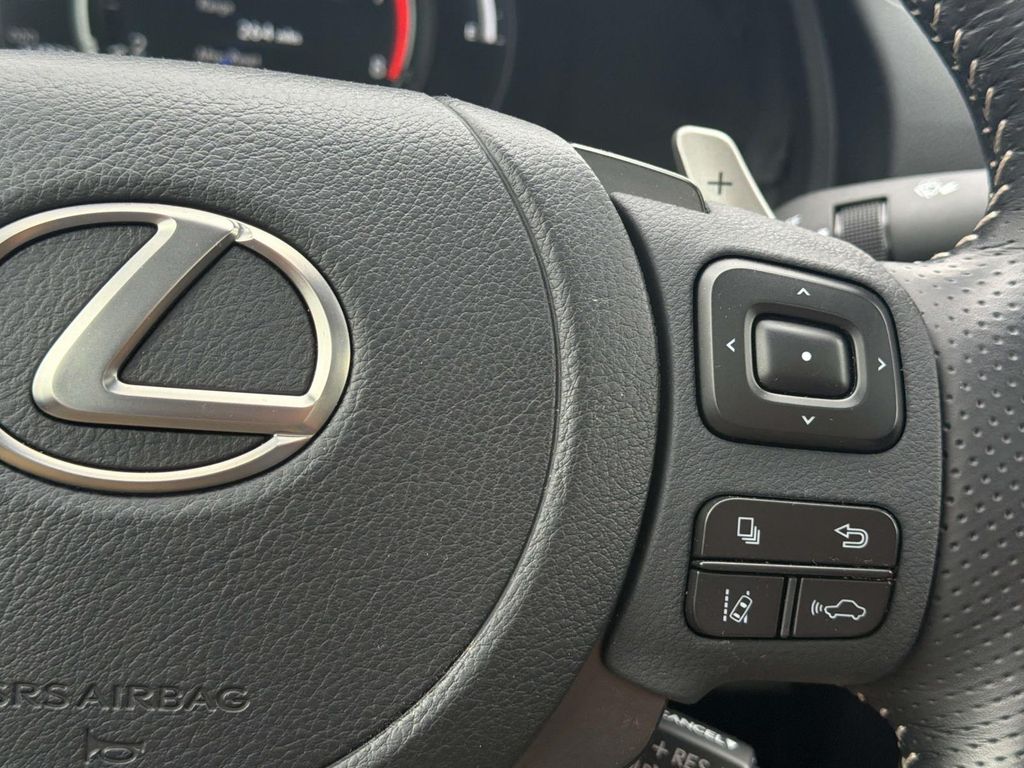 2023 Lexus IS 350 F SPORT - Photo 13