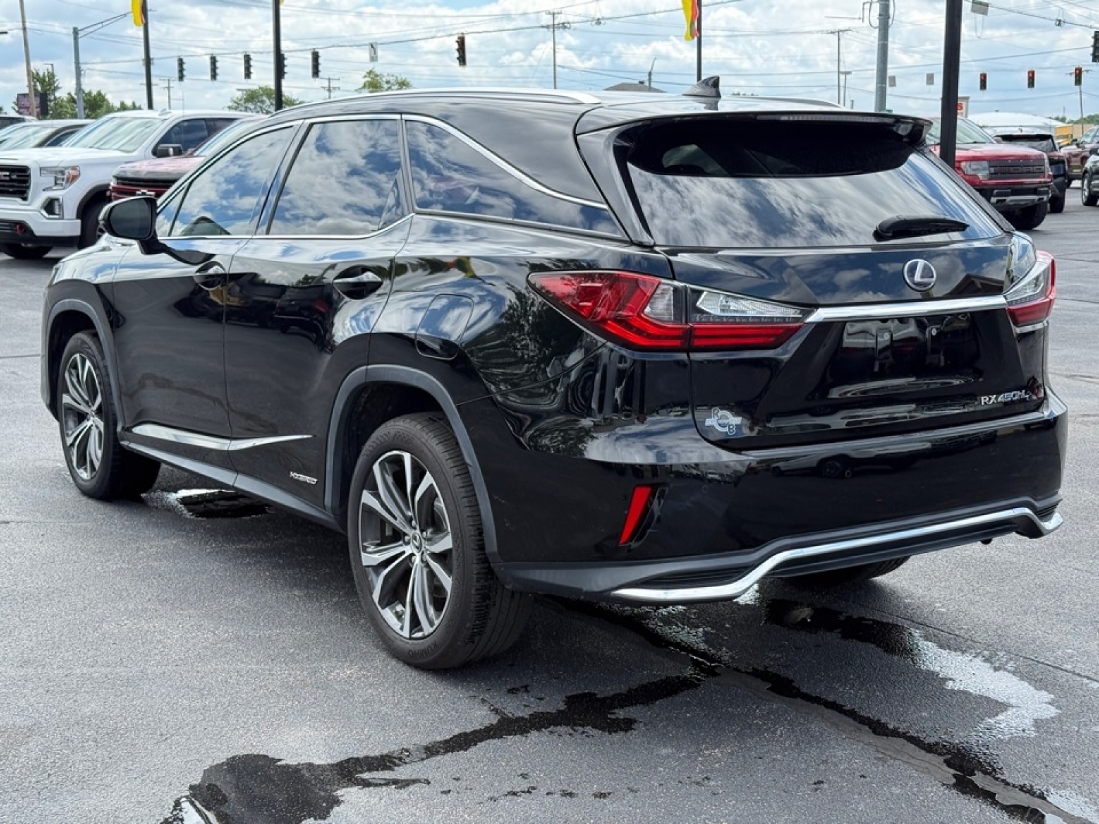 View vehicle photo 6