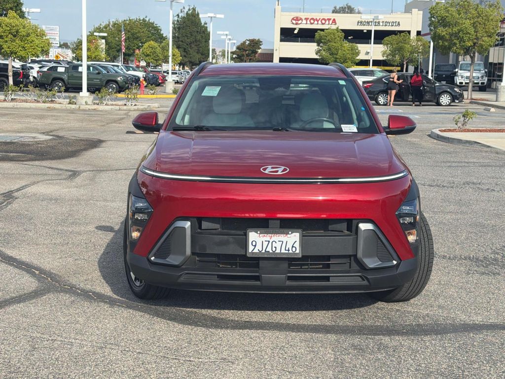 2024 Hyundai Kona SEL - Photo 2