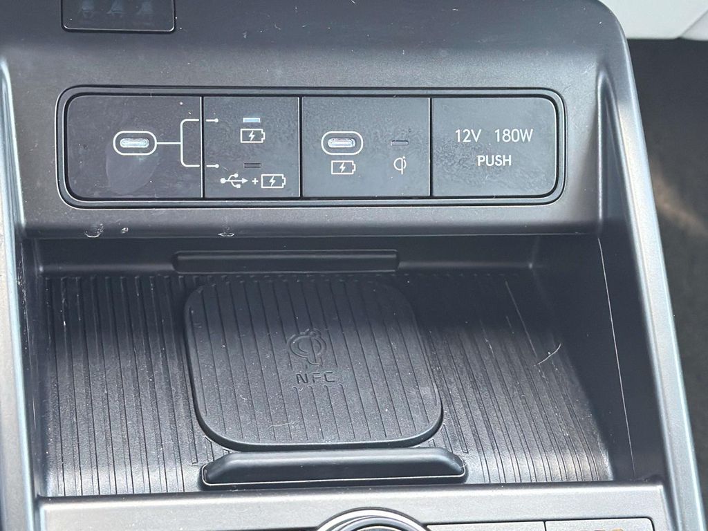 2024 Hyundai Kona SEL - Photo 18