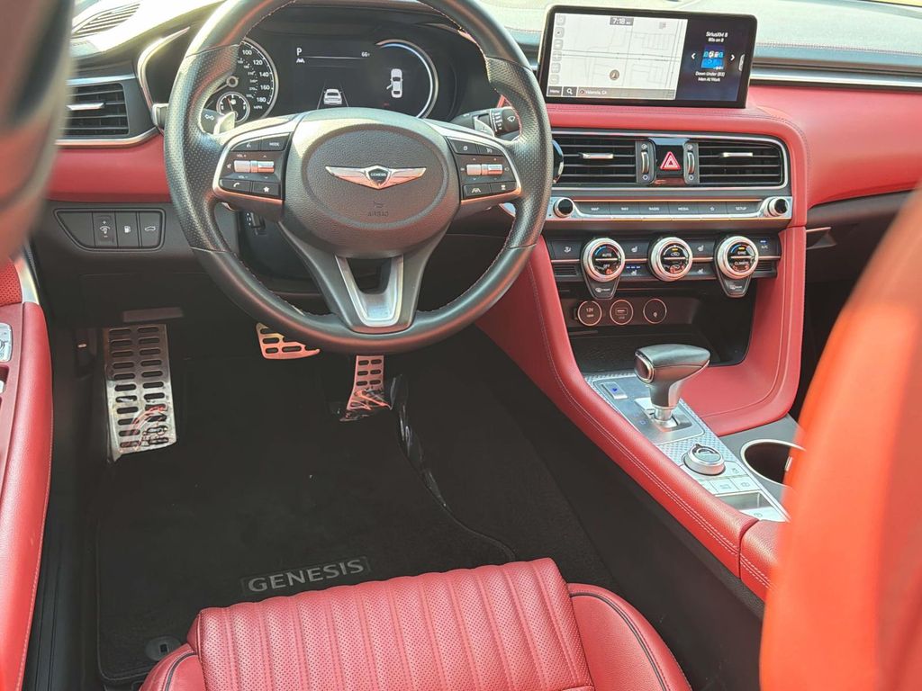2023 GENESIS G70 Standard - Photo 11