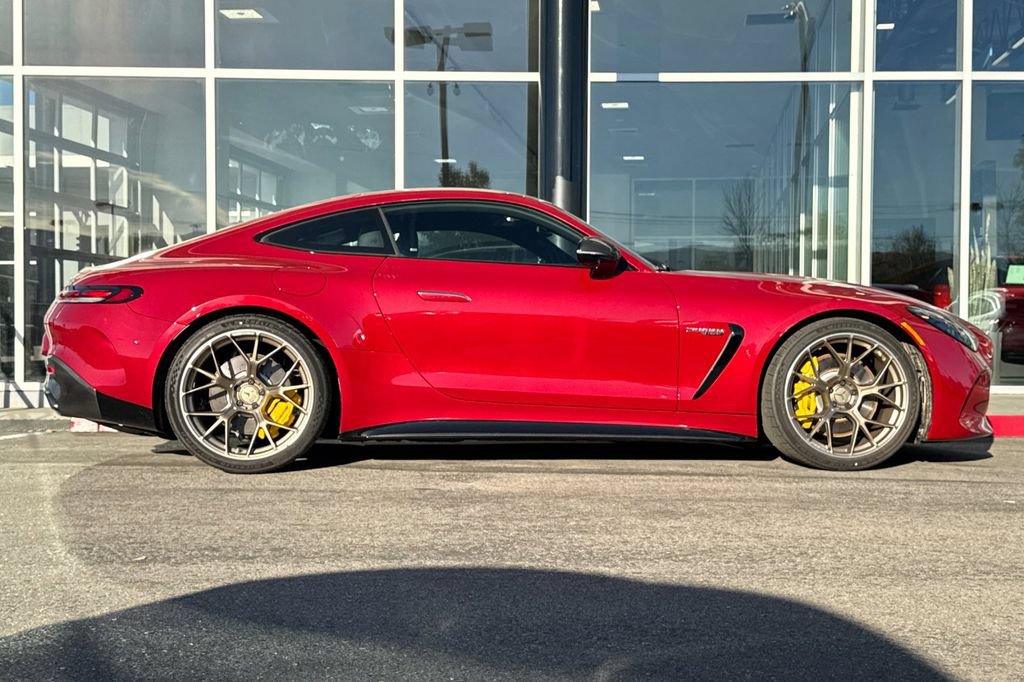2025 Mercedes-Benz AMG GT Coupe 63 - Photo 7