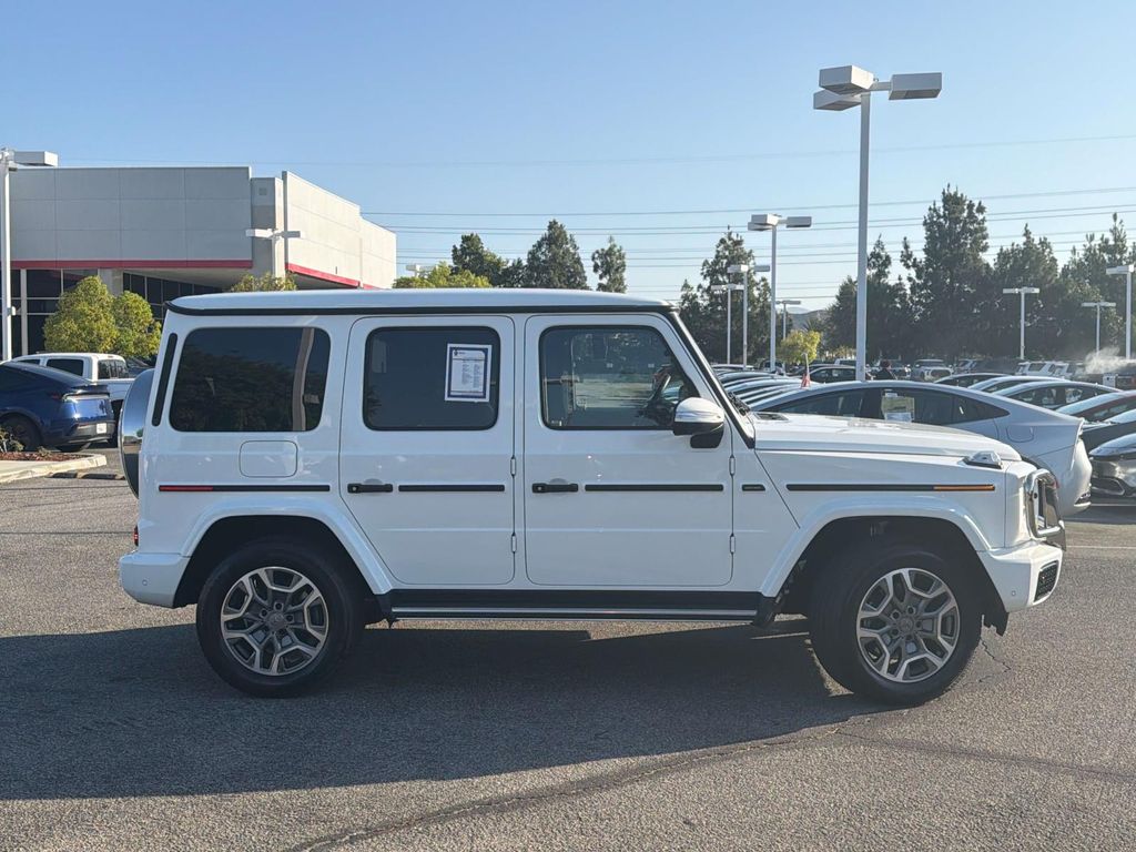 2025 Mercedes-Benz G-Class G550 - Photo 3