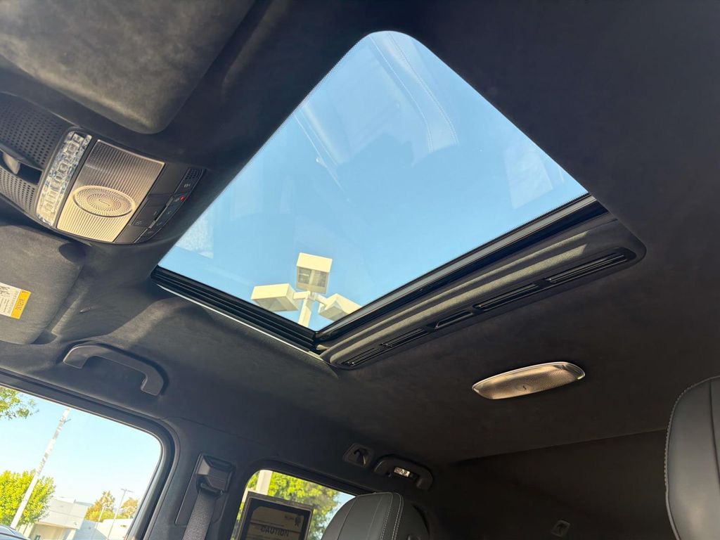 2025 Mercedes-Benz G-Class G550 - Photo 9