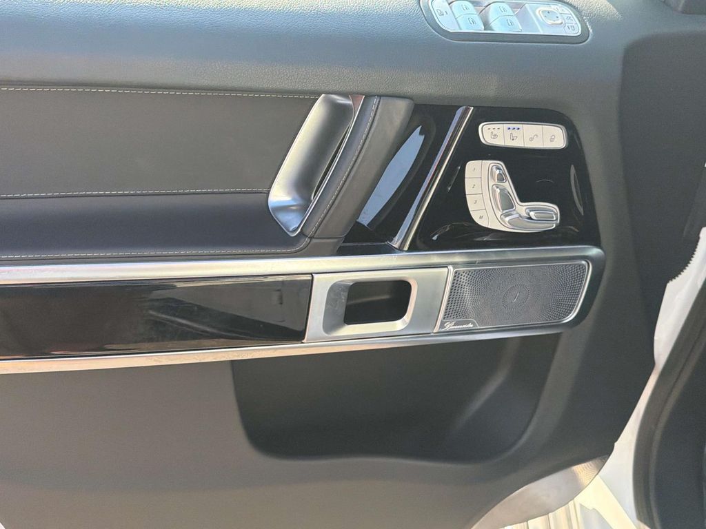 2025 Mercedes-Benz G-Class G550 - Photo 14