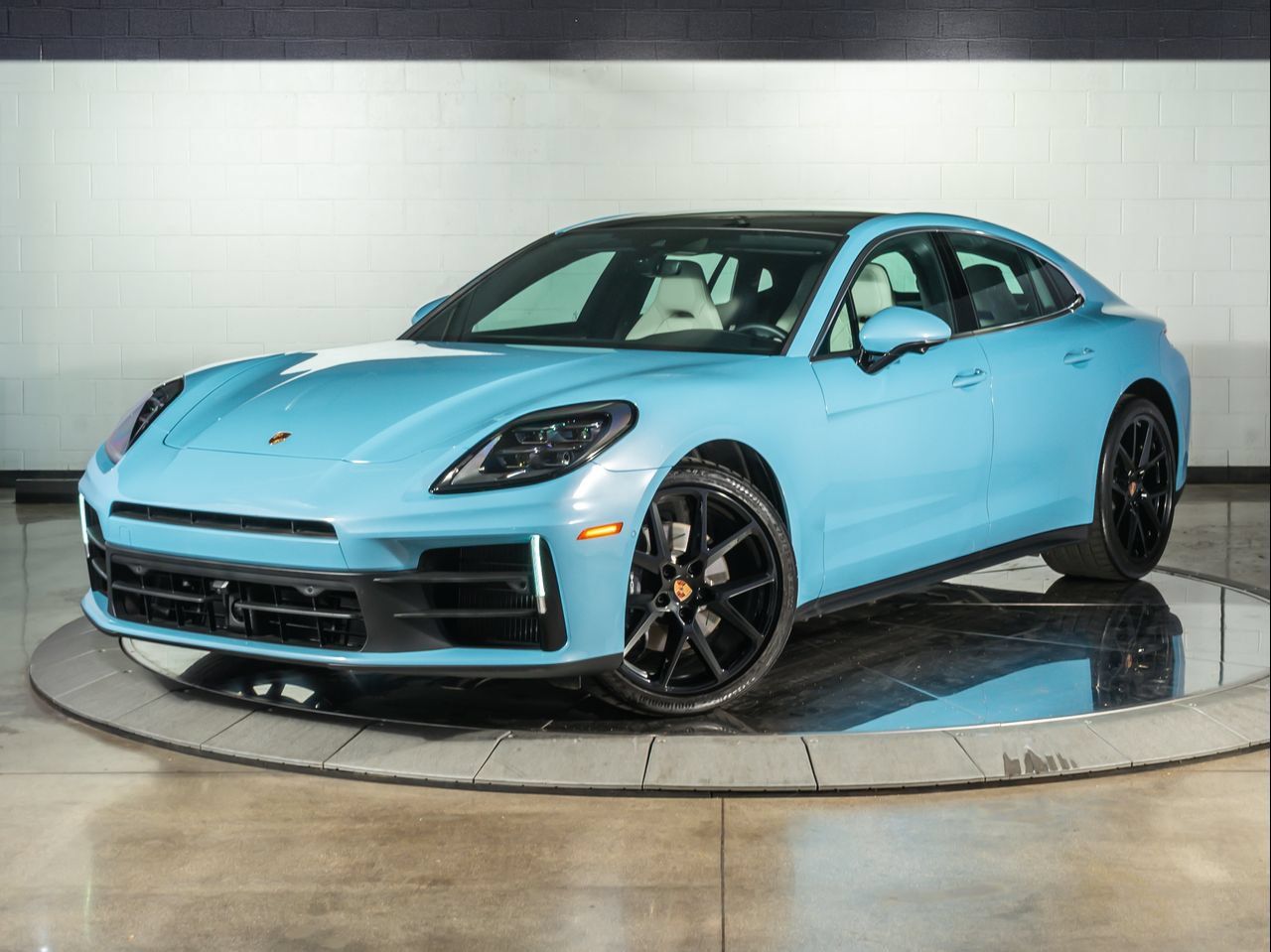 2026 Porsche Panamera Base
