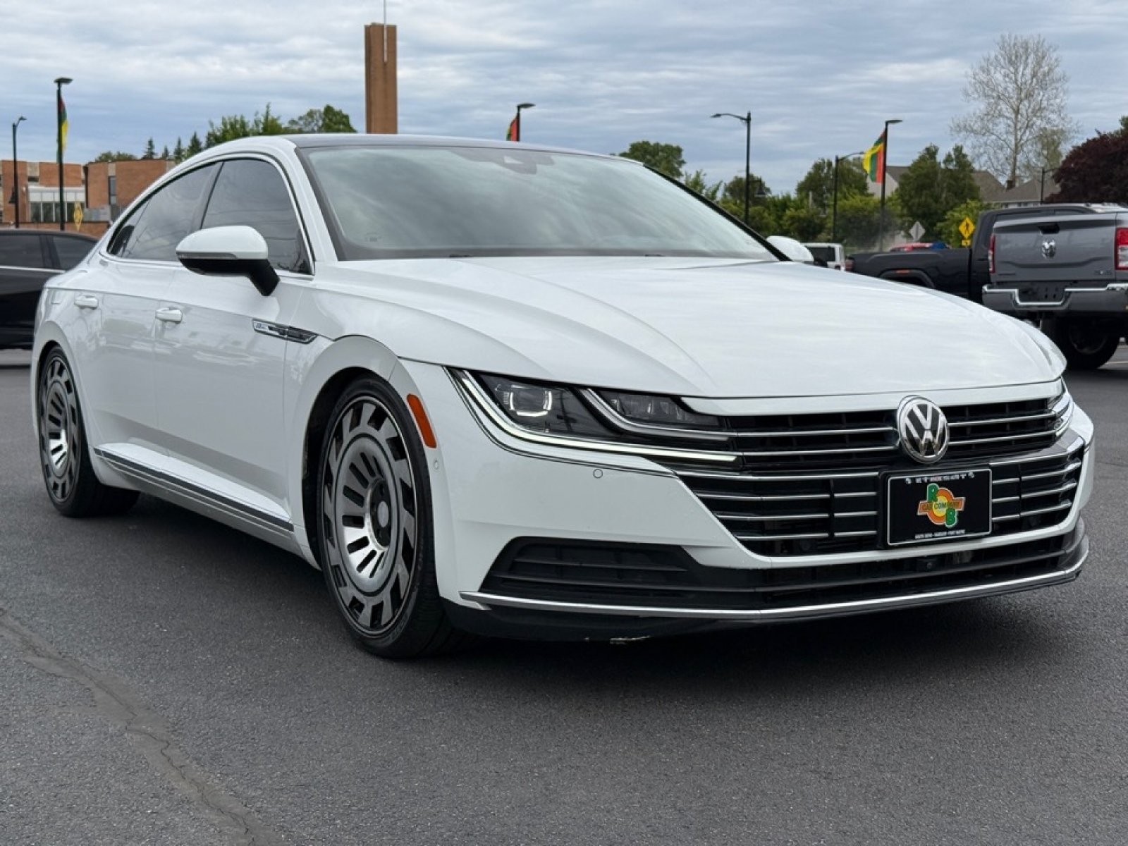 2019 Volkswagen Arteon SEL Premium with 4Motion's photo